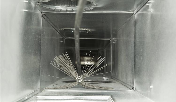 Yağlı kanal temizliği